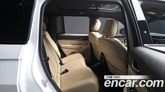 Jeep Grand Cherokee (WL) 3.6 Limited 2023 — фото 12