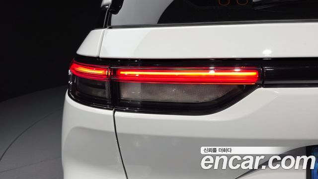 Jeep Grand Cherokee (WL) 3.6 Limited 2023 — фото 23