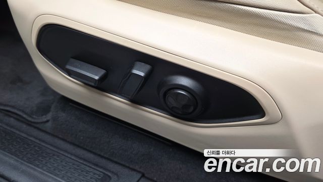 Jeep Grand Cherokee (WL) 3.6 Limited 2023 — фото 32