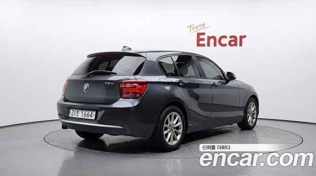 BMW 1 Series (F20) 118d Urban Pack1 5Dr 2014 — фото 2