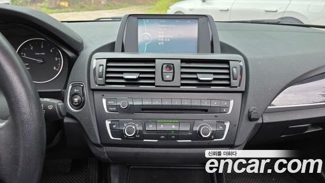 BMW 1 Series (F20) 118d Urban Pack1 5Dr 2014 — фото 13