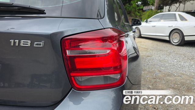 BMW 1 Series (F20) 118d Urban Pack1 5Dr 2014 — фото 23