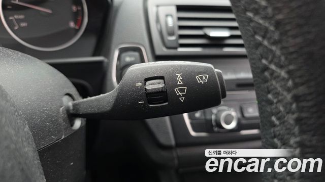 BMW 1 Series (F20) 118d Urban Pack1 5Dr 2014 — фото 32