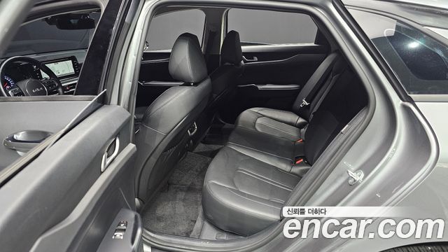 Kia K5 (III) 2.0 Prestige 2023 — фото 16