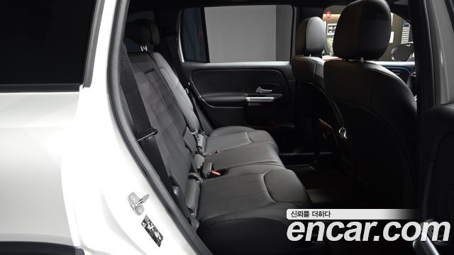 Mercedes-Benz GLB-Class (X247) GLB200 d 2024 — фото 12