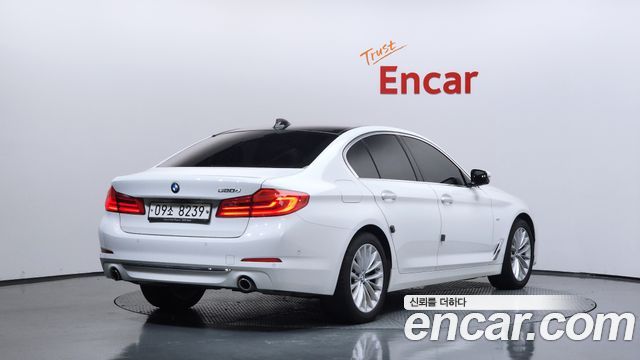 BMW 5 Series (G30) 520d Luxury Special Edition 2018 — фото 2