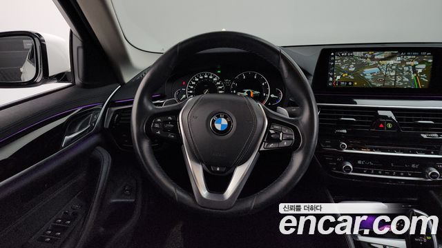 BMW 5 Series (G30) 520d Luxury Special Edition 2018 — фото 13