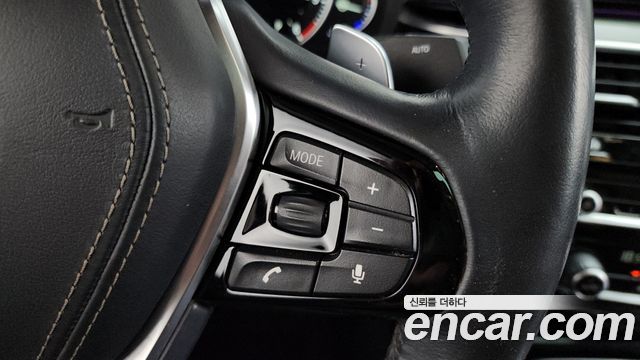 BMW 5 Series (G30) 520d Luxury Special Edition 2018 — фото 17