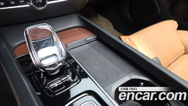 Volvo S60 (III) B5 Ultimate Bright 2023 — фото 37