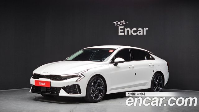 Kia K5 (III) 2.0 Noblesse 2025 — фото 1