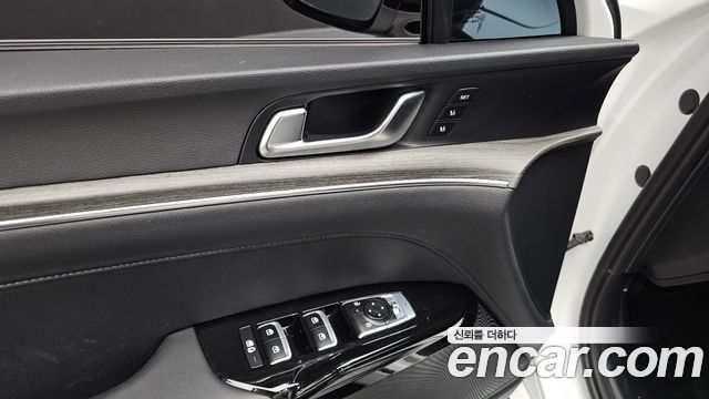 Kia K5 (III) 2.0 Noblesse 2025 — фото 30