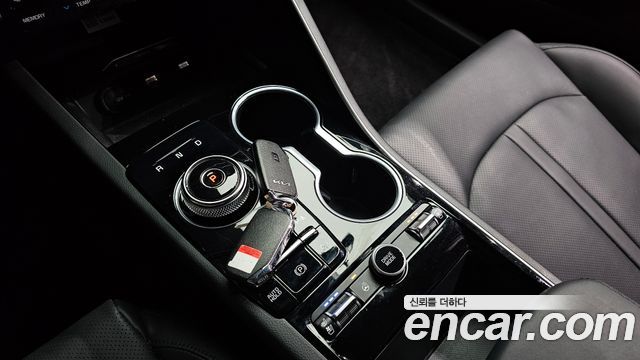 Kia K5 (III) 2.0 Prestige 2022 — фото 9