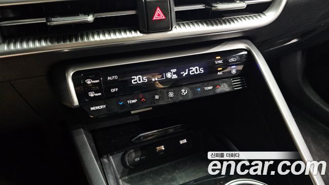 Kia K5 (III) 2.0 Prestige 2022 — фото 18