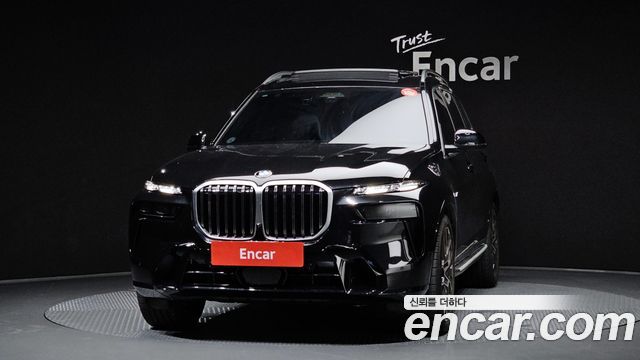 BMW X7 (G07) xDrive 40i M Sport 7STR 2025 — фото 3
