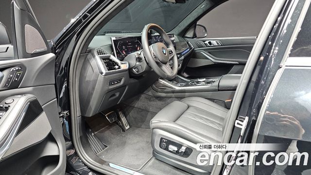BMW X7 (G07) xDrive 40i M Sport 7STR 2025 — фото 10