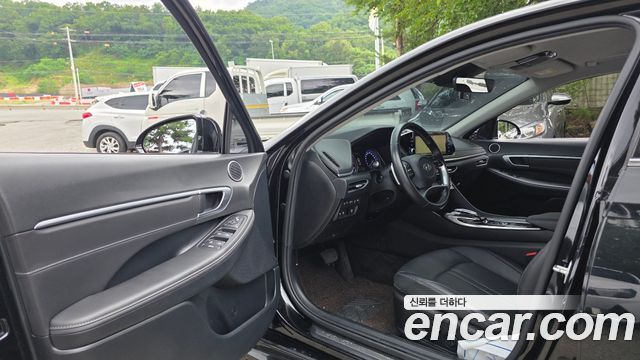 Hyundai Sonata (DN8) 1.6 Turbo Premium Plus 2022 — фото 10