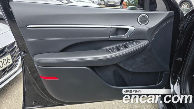 Hyundai Sonata (DN8) 1.6 Turbo Premium Plus 2022 — фото 24