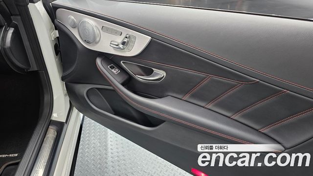 Mercedes-Benz C-Class (W205) C43 AMG 4MATIC Cabrioiet 2019 — фото 25