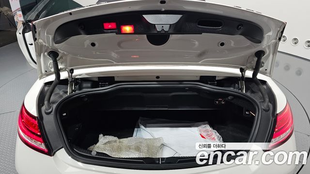 Mercedes-Benz C-Class (W205) C43 AMG 4MATIC Cabrioiet 2019 — фото 33