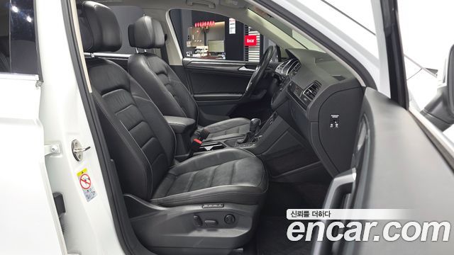 Volkswagen Tiguan (II) 2.0 TDI Prestige 2020 — фото 11