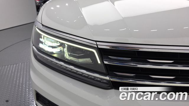 Volkswagen Tiguan (II) 2.0 TDI Prestige 2020 — фото 22
