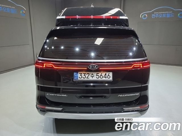 Kia Carnival (IV) Gasoline 9-Seater Hi-Limousine Signature 2021 — фото 4