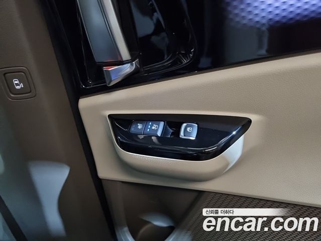 Kia Carnival (IV) Gasoline 9-Seater Hi-Limousine Signature 2021 — фото 16