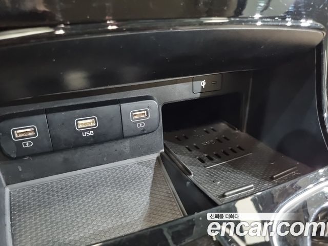 Kia Carnival (IV) Gasoline 9-Seater Hi-Limousine Signature 2021 — фото 21