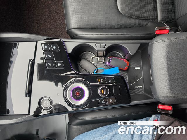 Kia Sportage Hybrid (V) Signature Gravity 4WD 2024 — фото 9