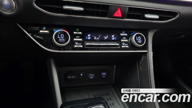 Hyundai Sonata (DN8) 2.0 Premium Plus 2023 — фото 18