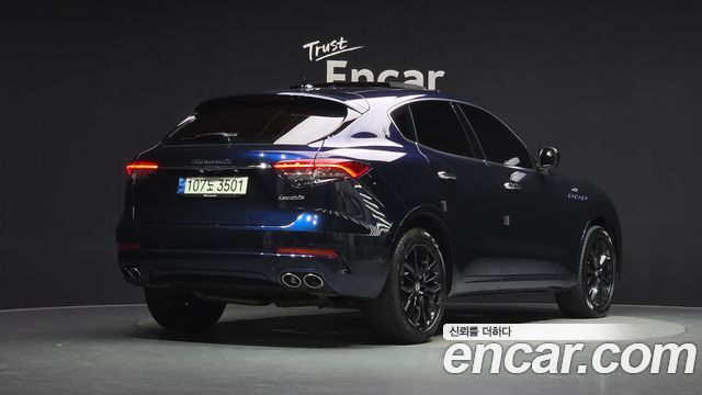 Maserati Levante 2.0 GT AWD 2022 — фото 2