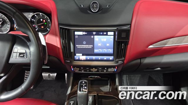 Maserati Levante 2.0 GT AWD 2022 — фото 16