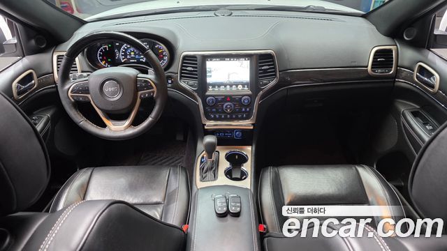 Jeep Grand Cherokee 3.0 Diesel Overland WK2 2017 — фото 7