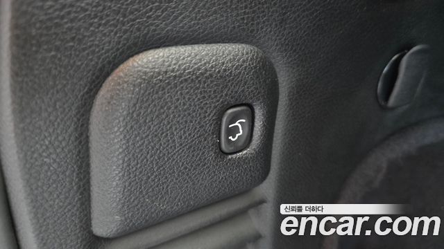 Jeep Grand Cherokee 3.0 Diesel Overland WK2 2017 — фото 31