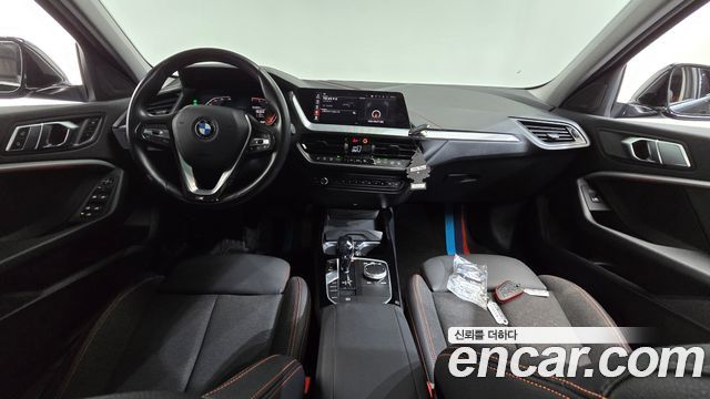 BMW 1 Series (F40) 118d Sport 2021 — фото 7