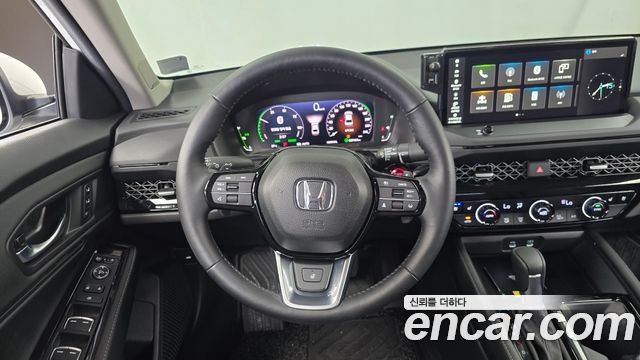 Honda Accord (XI) 2.0 Hybrid Touring 2025 — фото 16