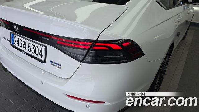 Honda Accord (XI) 2.0 Hybrid Touring 2025 — фото 29