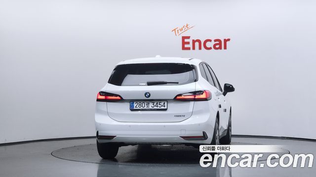 BMW 2 Series Active Tourer (U06) 220i Advantage 2024 — фото 4