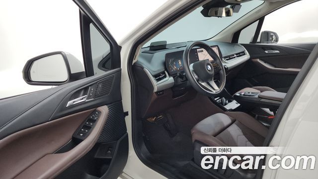 BMW 2 Series Active Tourer (U06) 220i Advantage 2024 — фото 10
