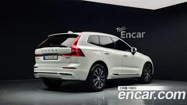Volvo XC60 (II) B5 Inscription 2022 — фото 2