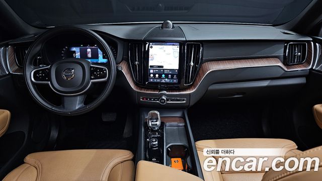 Volvo XC60 (II) B5 Inscription 2022 — фото 7
