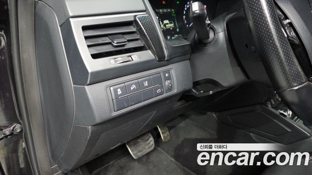 KG Mobility (SsangYong) Rexton Sports Diesel 2.2 4WD Prestige 2021 — фото 17
