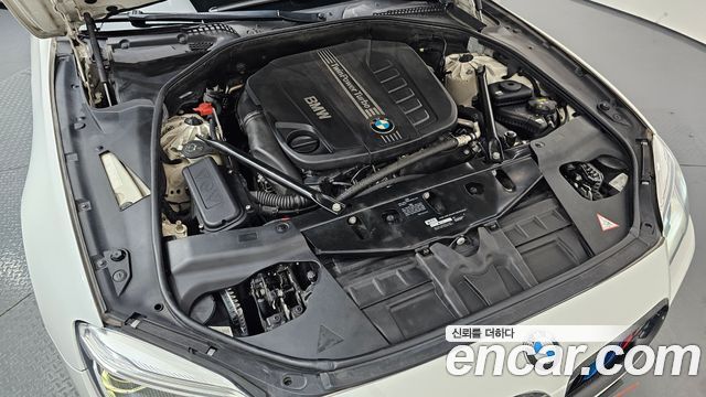 BMW 6 Series (F12) 640d xDrive M Sport Gran Coupe 2016 — фото 6