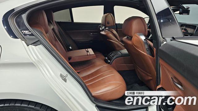 BMW 6 Series (F12) 640d xDrive M Sport Gran Coupe 2016 — фото 11