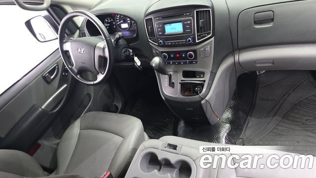Hyundai Grand Starex Van 3-Seater Smart 2021 — фото 7