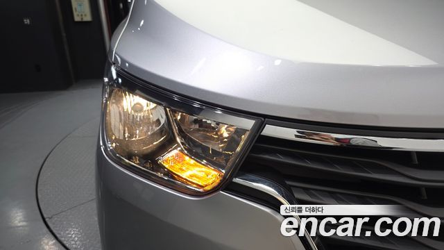 Hyundai Grand Starex Van 3-Seater Smart 2021 — фото 22