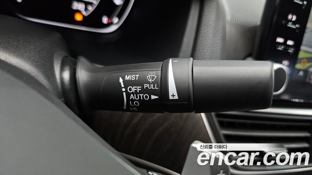 Honda Accord (X) 2.0 Hybrid Touring 2022 — фото 30