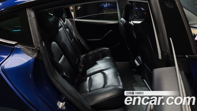 Tesla Model 3 Long Range AWD 2020 — фото 11