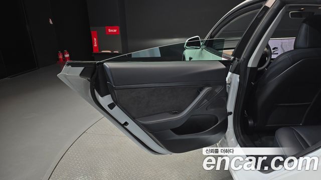 Tesla Model 3 Standard Range Plue RWD 2020 — фото 25