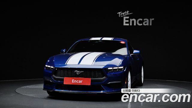 Ford Mustang (VII) 2.3 EcoBoost Premium Coupe 2024 — фото 3